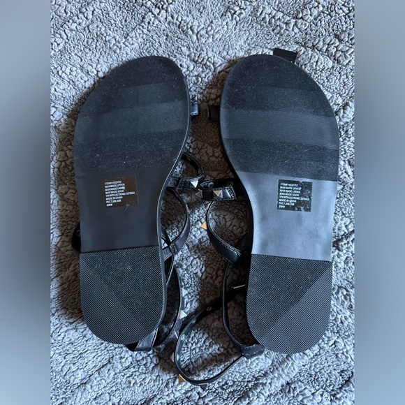 🆕 Torrid Studded Gladiator Sandal (WW) size 8 - Picture 9 of 9